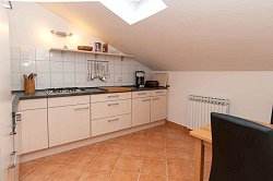 Lage des Hauses von Familie F&auml;hling in Nerezine auf der Insel Losinj