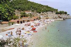 der Strand von Beli auf der Insel Cres in Kroatien