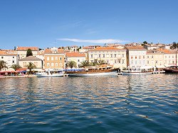 im Hafen von Mali Losinj